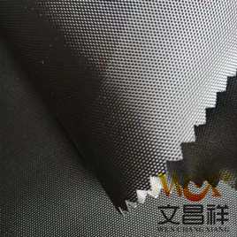 尼龍牛津布好還是滌綸牛津布好？